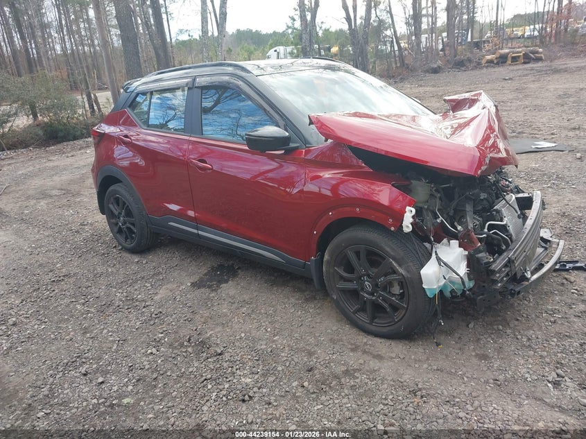 2023 Nissan Kicks Sr Xtronic Cvt