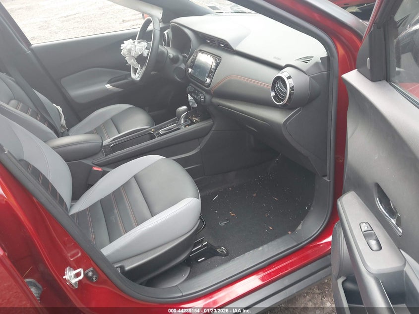 2023 Nissan Kicks Sr Xtronic Cvt