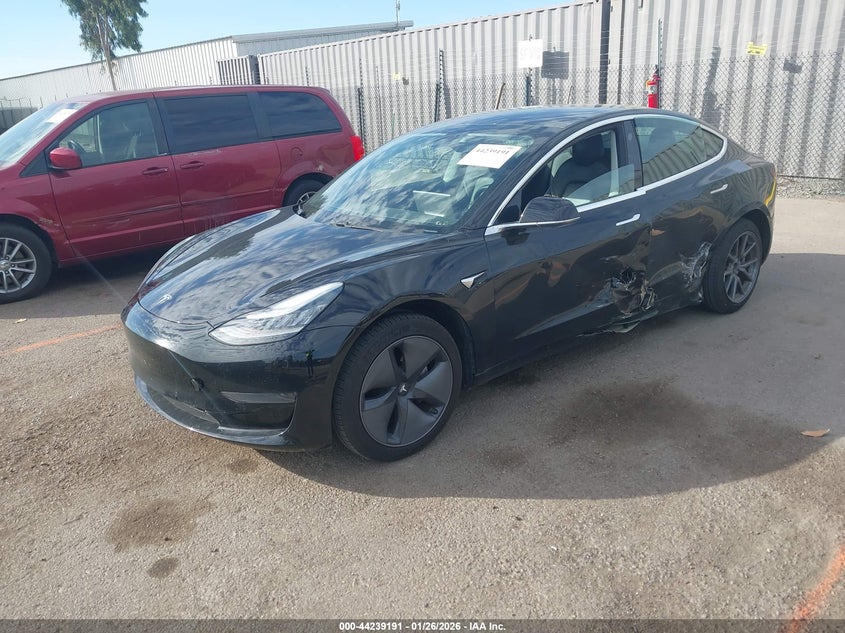 2020 Tesla Model 3 Standard Range Plus Rear-Wheel Drive/Standard Range Rear-Wheel Drive