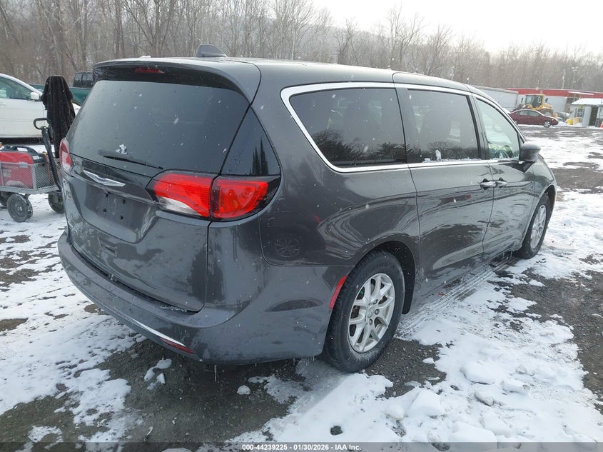 2020 Chrysler Pacifica Touring