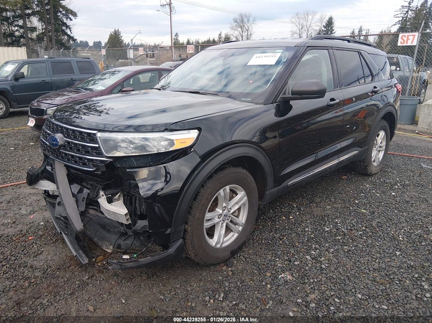 2023 Ford Explorer Xlt