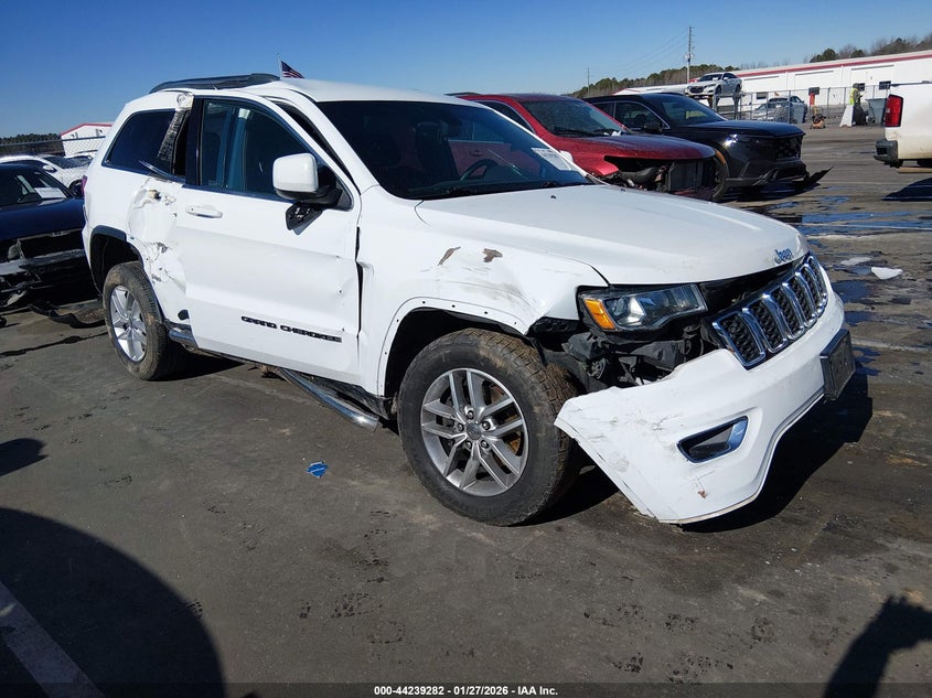 2018 Jeep Grand Cherokee Laredo E 4X4