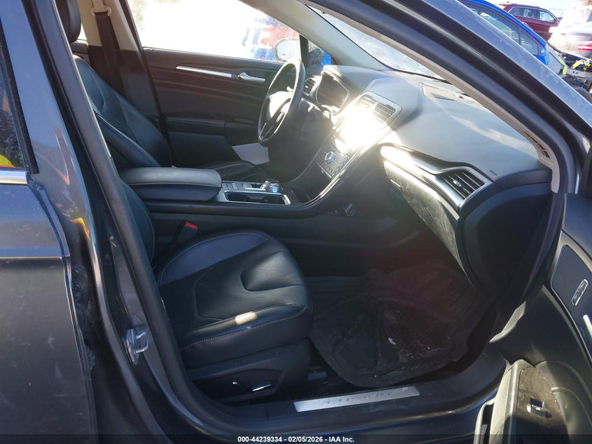 2020 Ford Fusion Hybrid Titanium