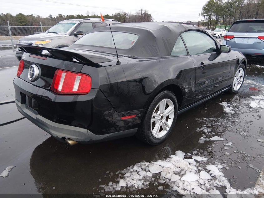 2010 Ford Mustang V6