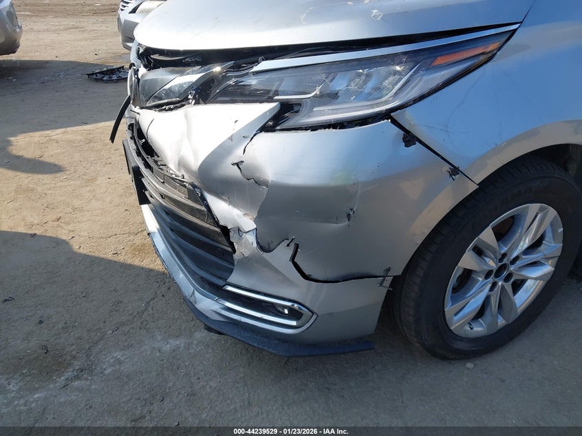 VIN 5TDJRKEC3PS177853 2023 TOYOTA SIENNA XLE