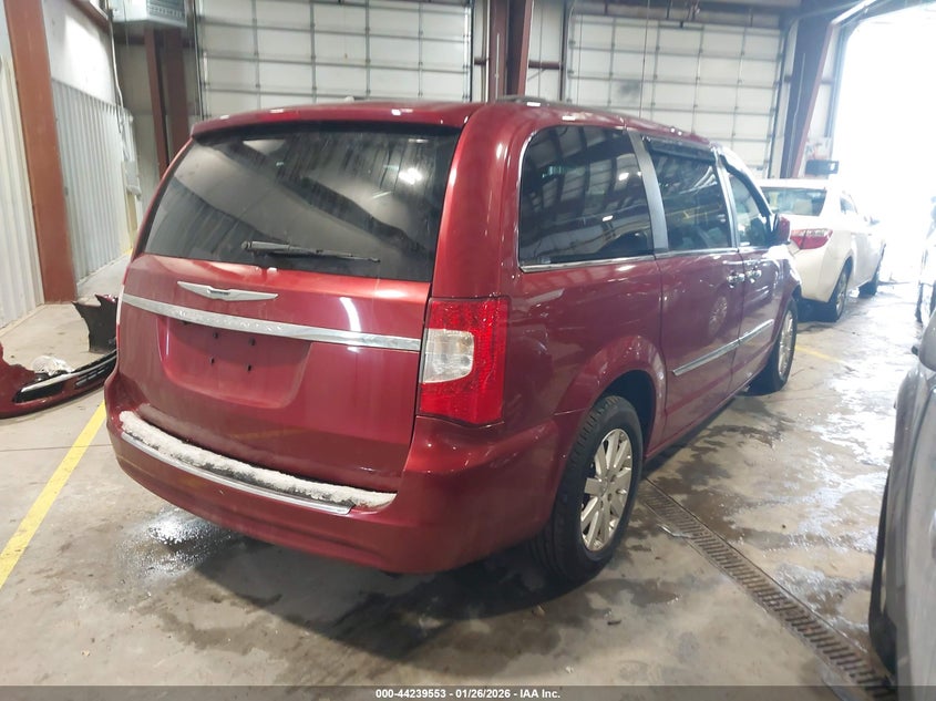 2016 Chrysler Town & Country Touring