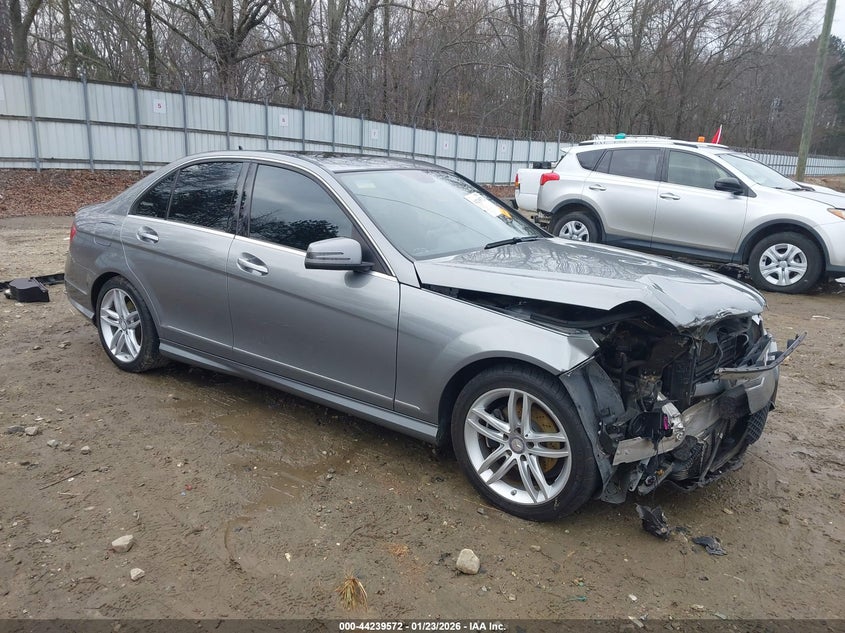 2013 Mercedes-Benz C 250 Sport
