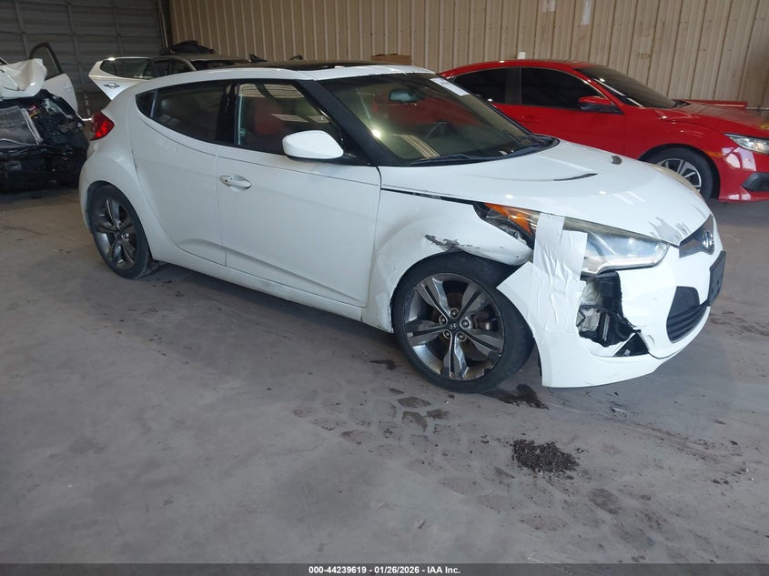 2014 Hyundai Veloster Base W/Red