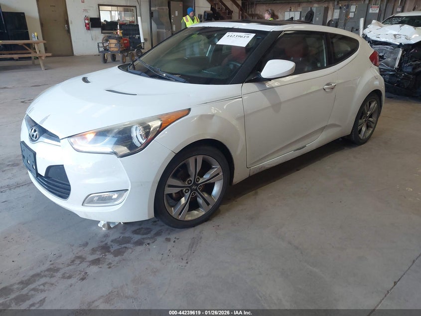 2014 Hyundai Veloster Base W/Red