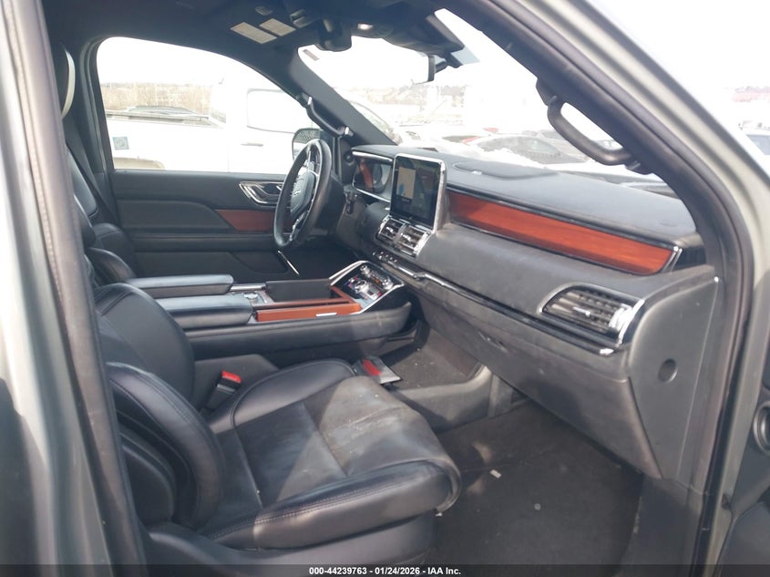 2020 Lincoln Navigator Standard L