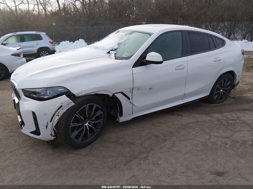 VIN: 5UX33EX09T9161226 2026 BMW X6 XDRIVE40I