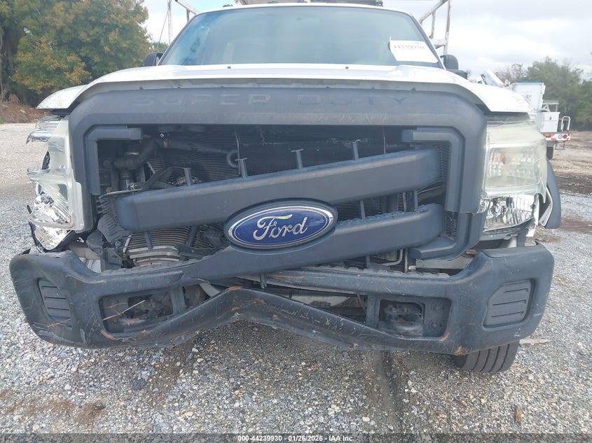 2015 Ford F-450 Chassis Xl VIN: 1FDUF4GT0FEB25336 Lot: 44239930