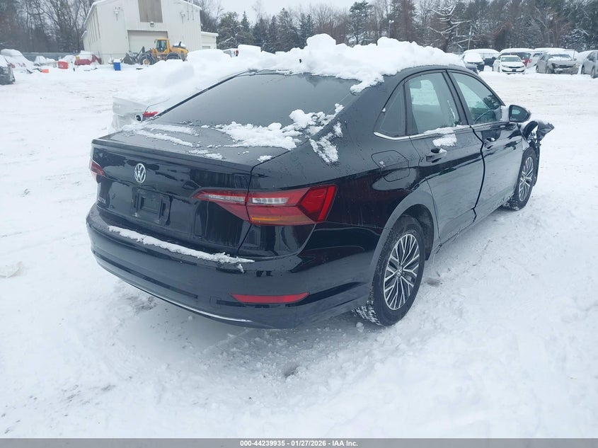 2019 VOLKSWAGEN JETTA auction photo 4