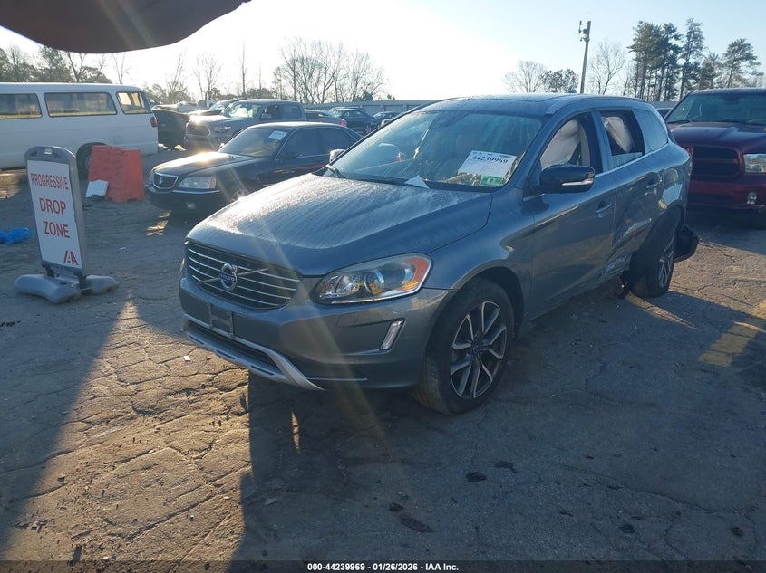 2017 Volvo Xc60 T6 Dynamic