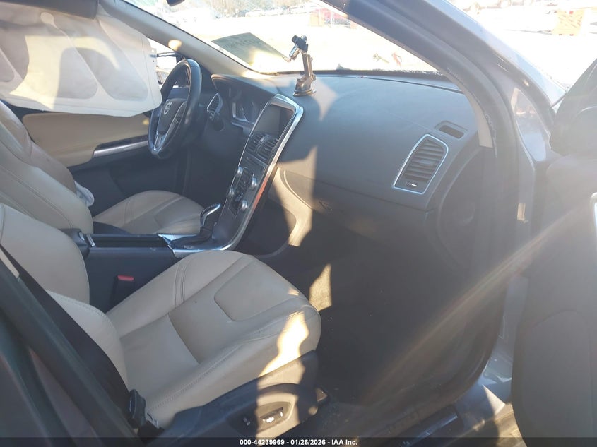 2017 Volvo Xc60 T6 Dynamic