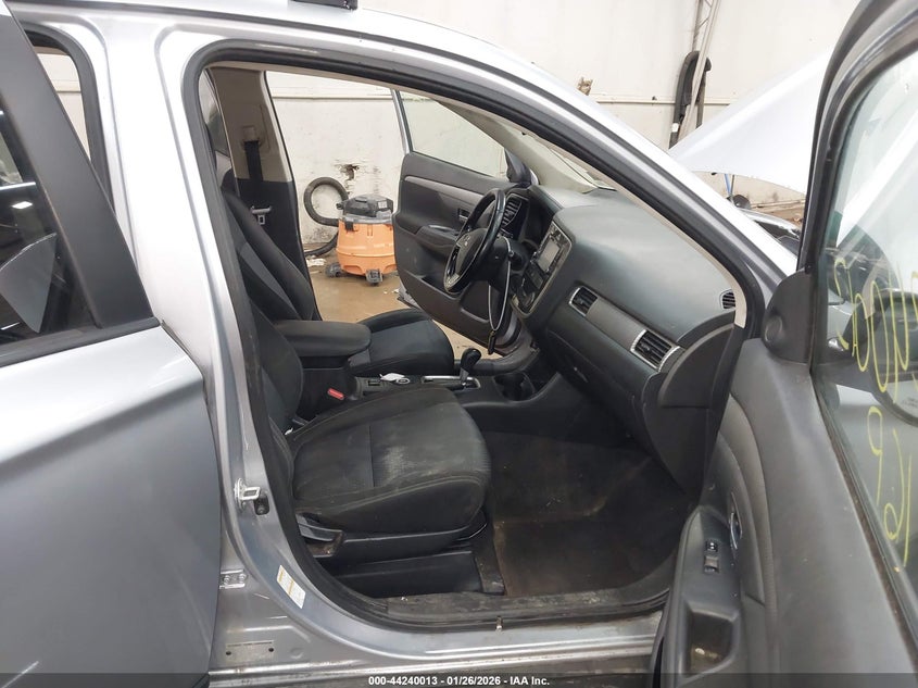 2016 Mitsubishi Outlander Es/Se/Sel