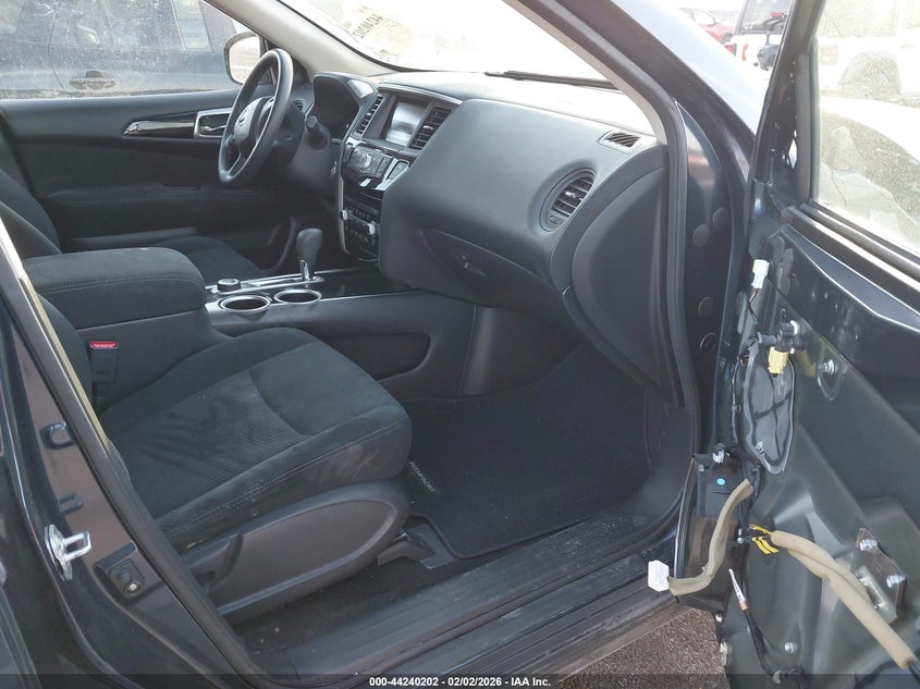 2014 Nissan Pathfinder S