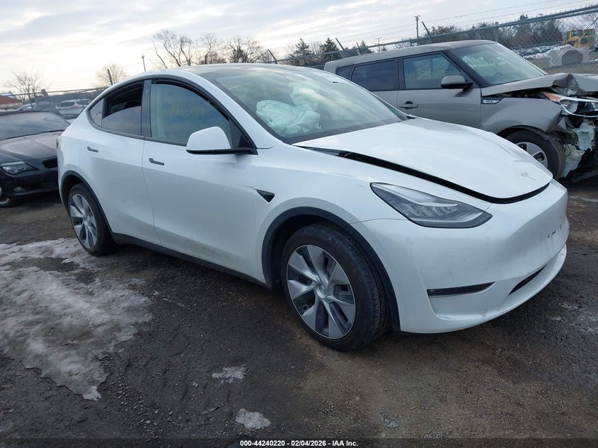 2023 Tesla Model Y Awd/Long Range Dual Motor All-Wheel Drive