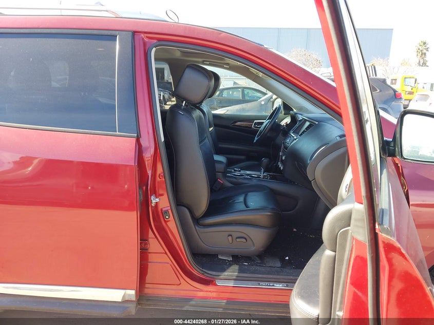 2014 Nissan Pathfinder Platinum