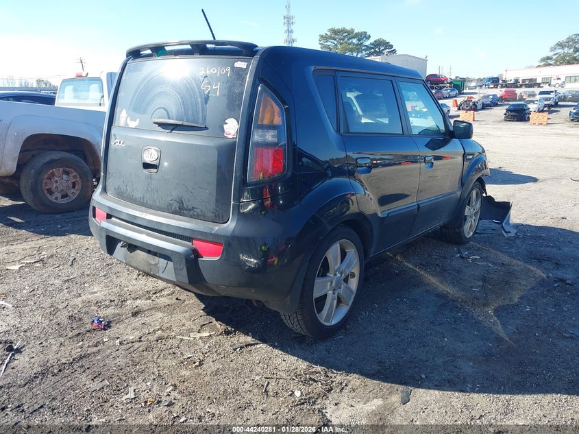 2010 Kia Soul +