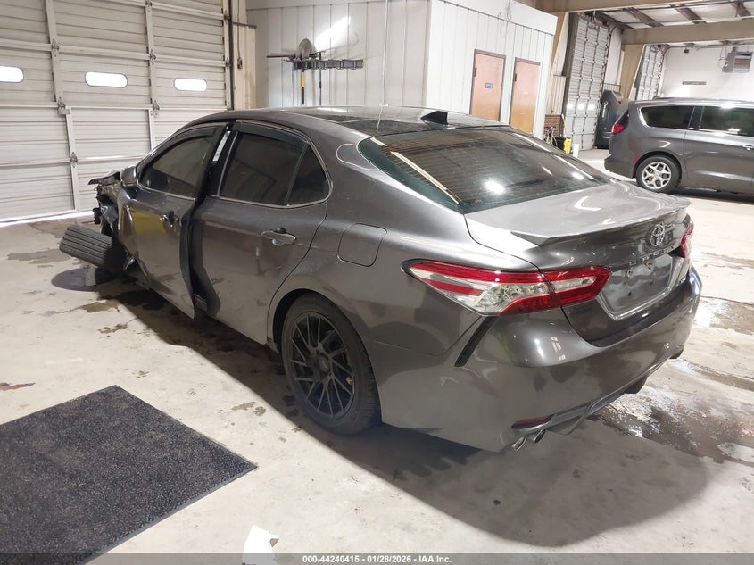 2020 Toyota Camry Xse