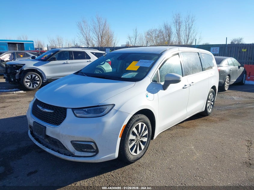 2023 Chrysler Pacifica Hybrid Touring L