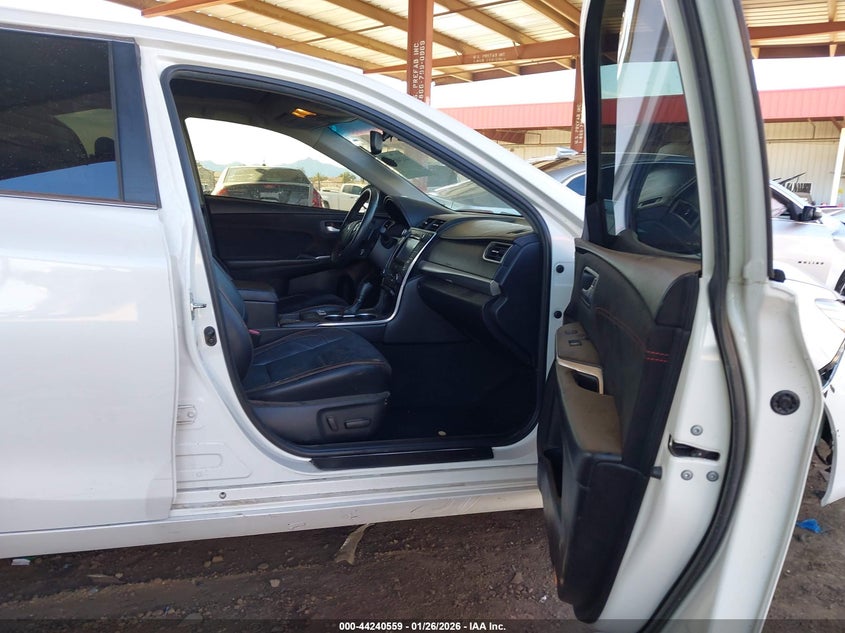 2015 Toyota Camry Xse