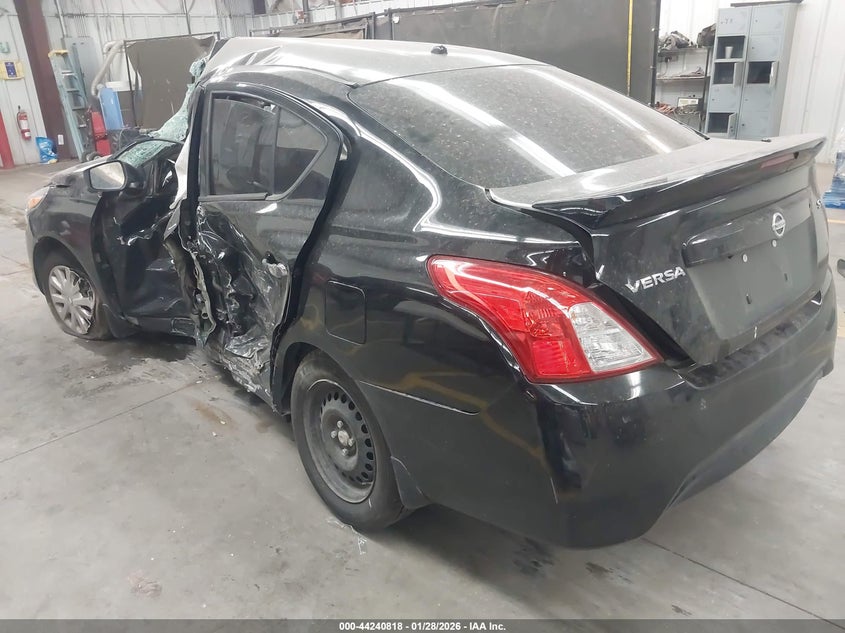 2018 Nissan Versa 1.6 Sv