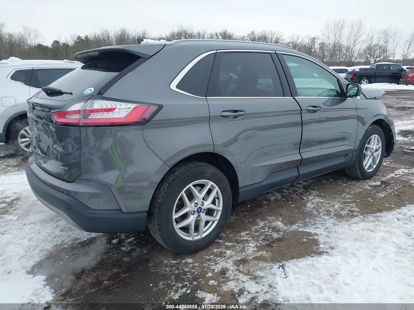 2022 Ford Edge Sel