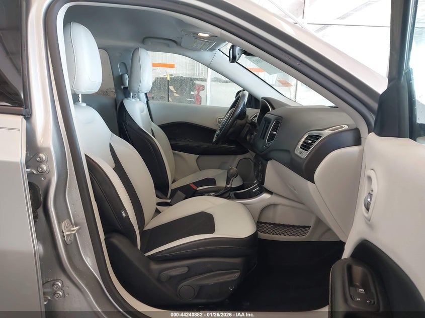 2018 Jeep Compass Latitude Fwd