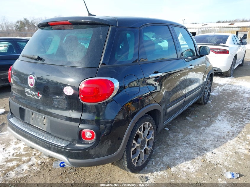 2014 Fiat 500L Trekking