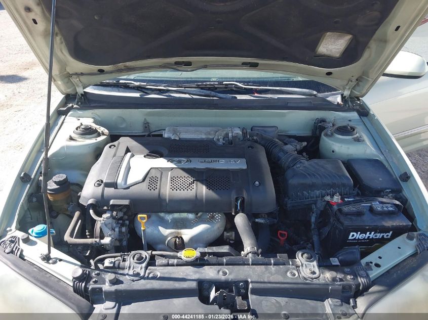 2004 Hyundai Elantra Gls/Gt VIN: KMHDN46D24U866569 Lot: 44241185