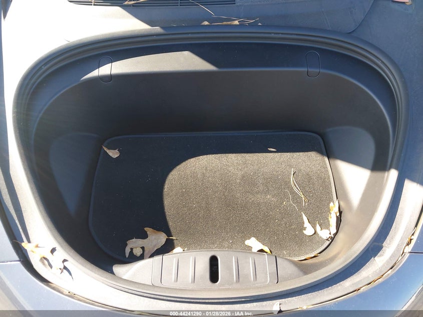 VIN 5YJ3E1EBXJF064077 2018 TESLA MODEL 3 LONG RANGE/PERFORMANCE