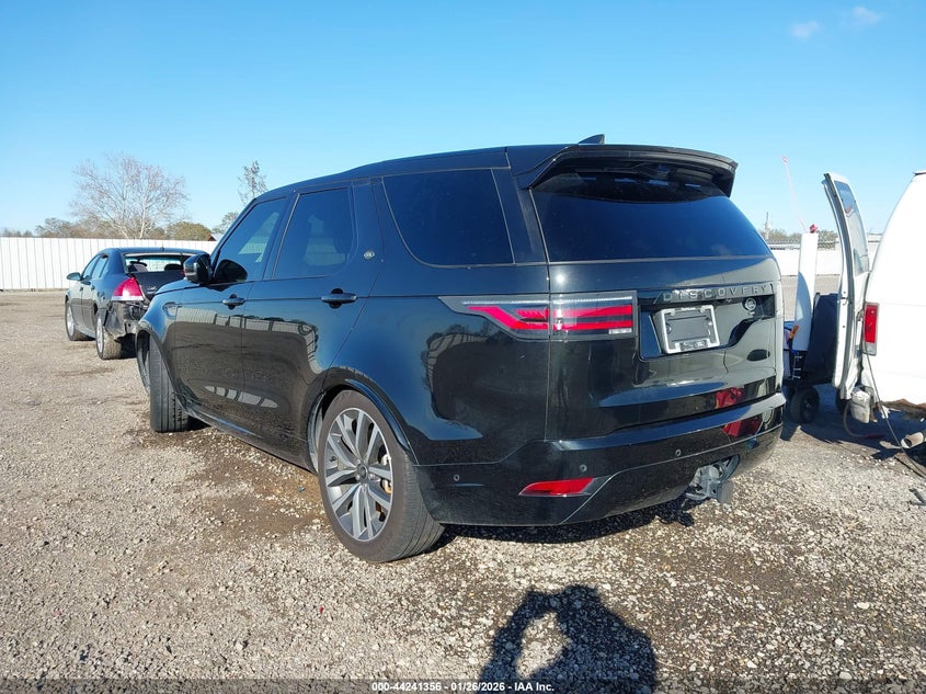2022 Land Rover Discovery P360 S R-Dynamic