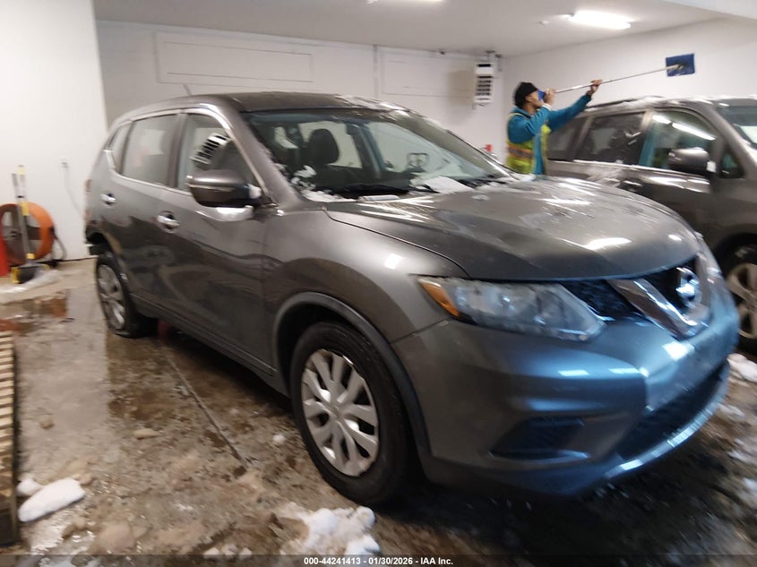 2015 Nissan Rogue S