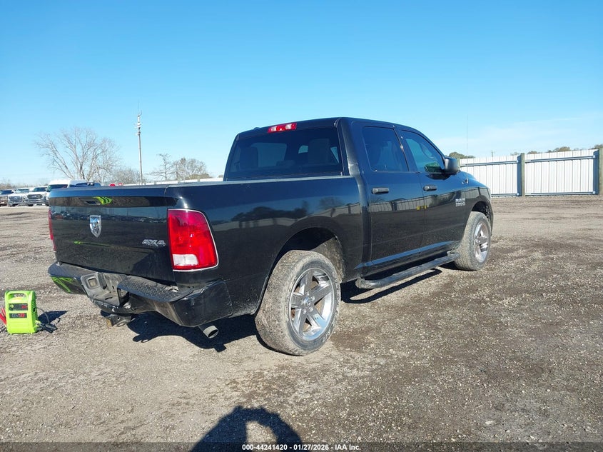 2017 Ram 1500 Express 4X4 5'7 Box