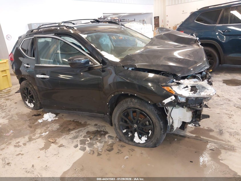 2017 NISSAN ROGUE auction photo 1