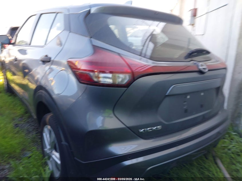 2024 Nissan Kicks S Xtronic Cvt