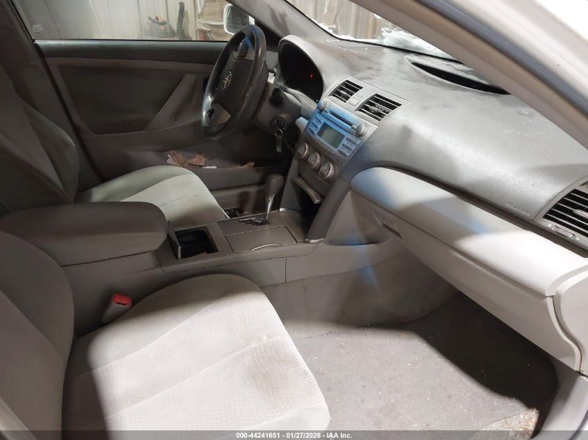 2010 Toyota Camry Le