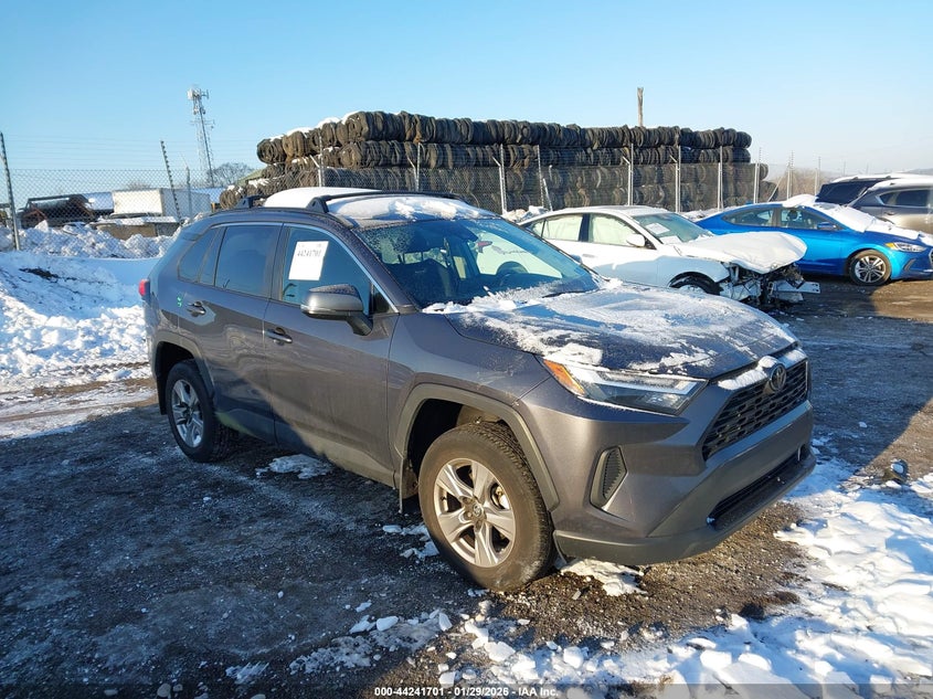 2025 Toyota Rav4 Xle