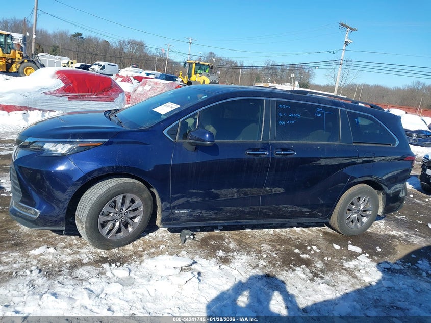 2021 Toyota Sienna Xle VIN: 5TDYRKEC7MS049285 Lot: 44241745