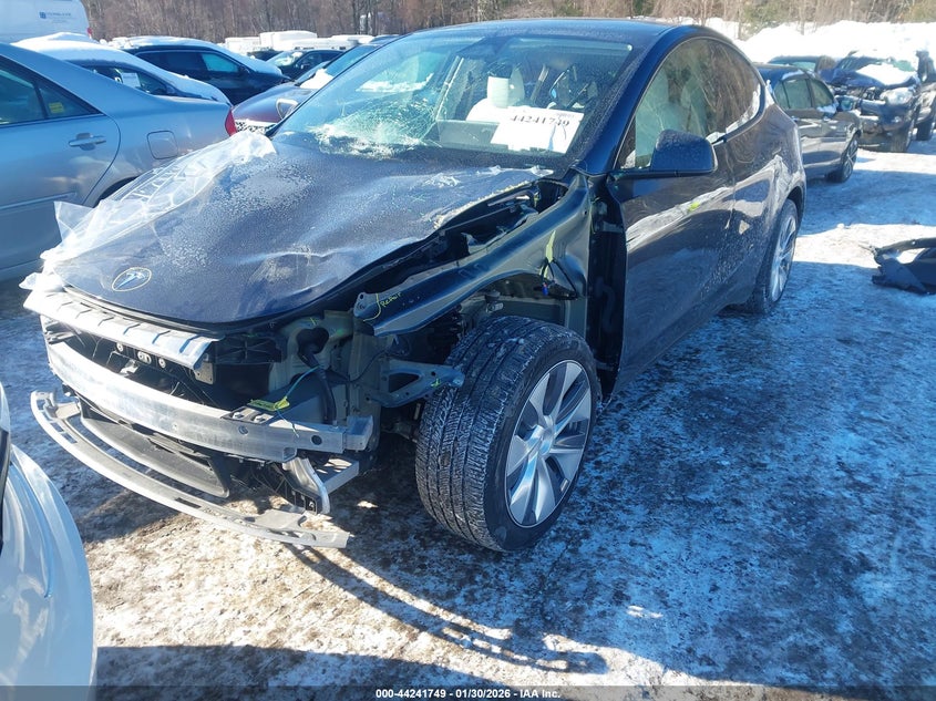 2024 Tesla Model Y Long Range Dual Motor All-Wheel Drive