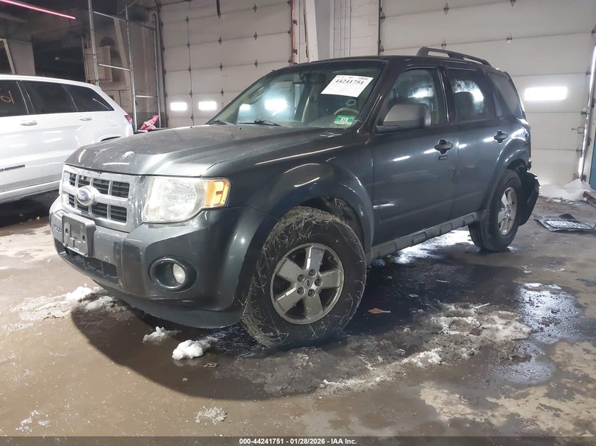2009 FORD ESCAPE auction photo 2