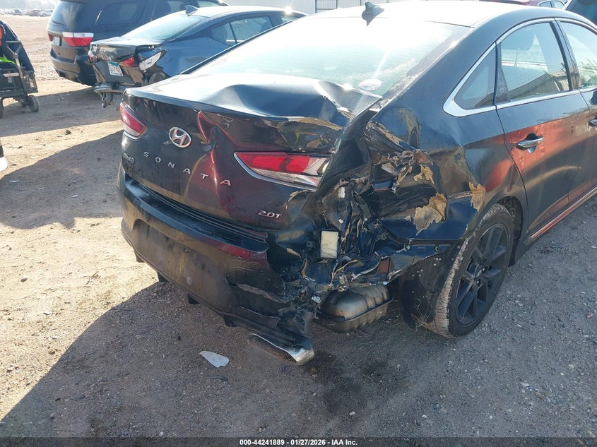VIN 5NPE34AB2JH668326 2018 HYUNDAI SONATA LIMITED 2.0T