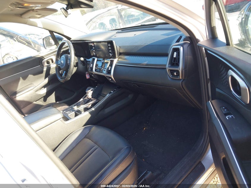 2021 KIA SORENTO auction photo 5