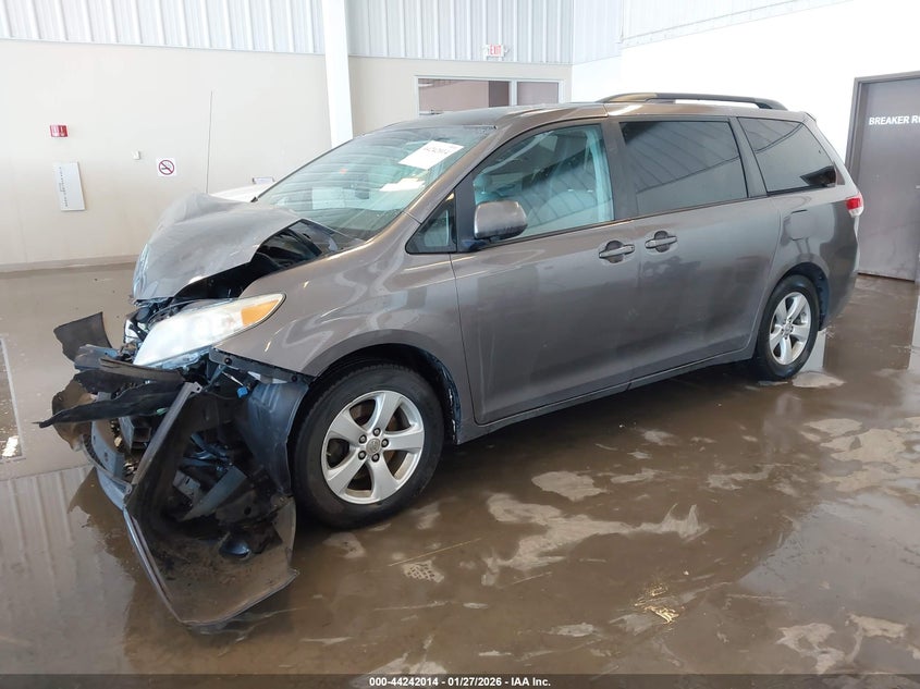 2011 Toyota Sienna Le V6