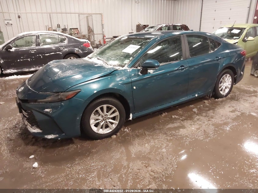 2025 Toyota Camry Le