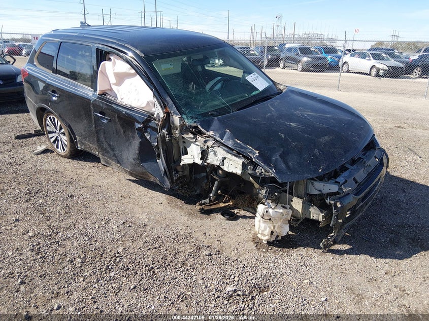 2019 Mitsubishi Outlander Es