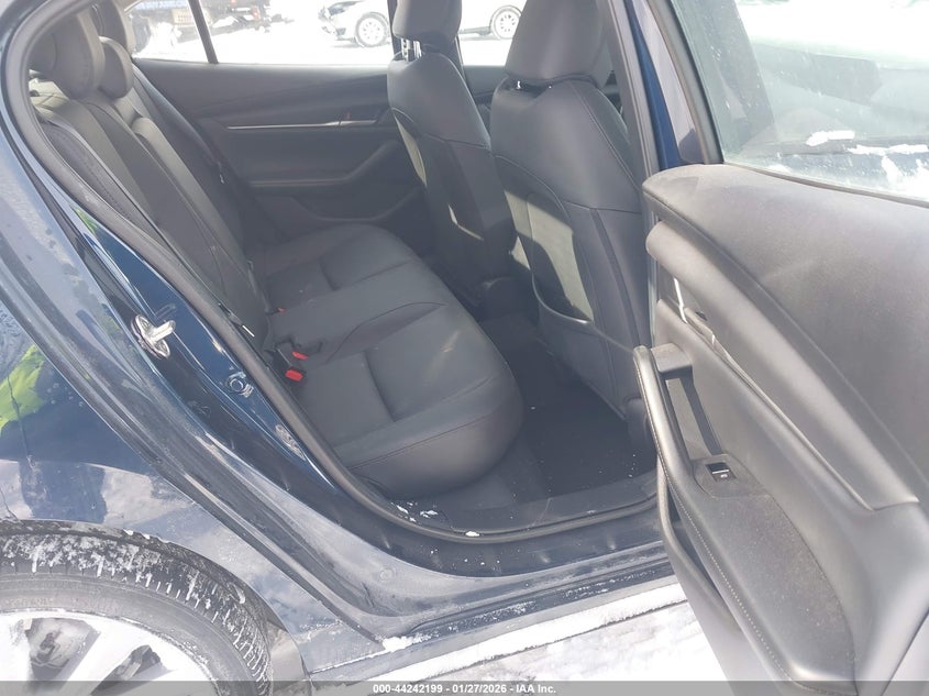 VIN 3MZBPABM8PM365900 2023 MAZDA MAZDA3 2.5 S SELECT