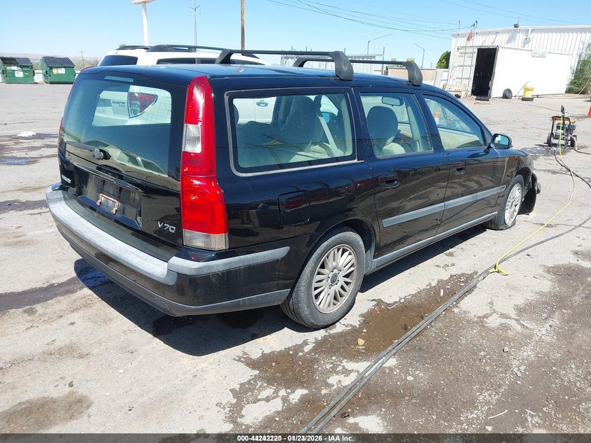 2004 Volvo V70 2.4